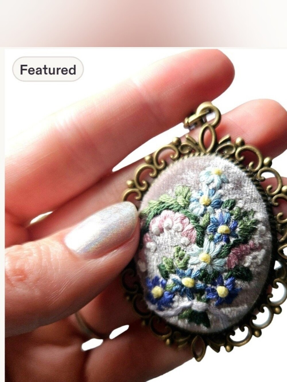 Hand-Embroidered Floral Antique Brass Pendant Necklace - Pink and Blue